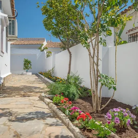 Villa Calle Malaga Benalmadena